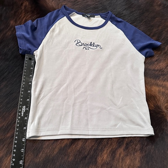 Papaya Navy and Gray Cropped Top Size Medium , Summer Tanks, Brooklyn Tank - Picture 5 of 6